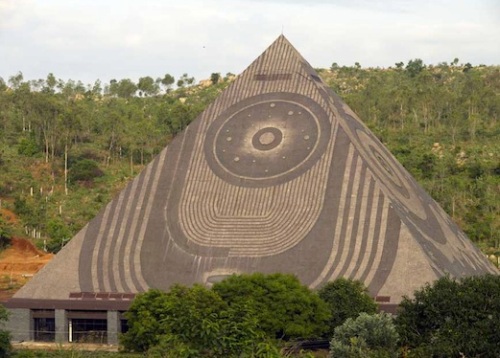 Maitreya Buddha Pyramid